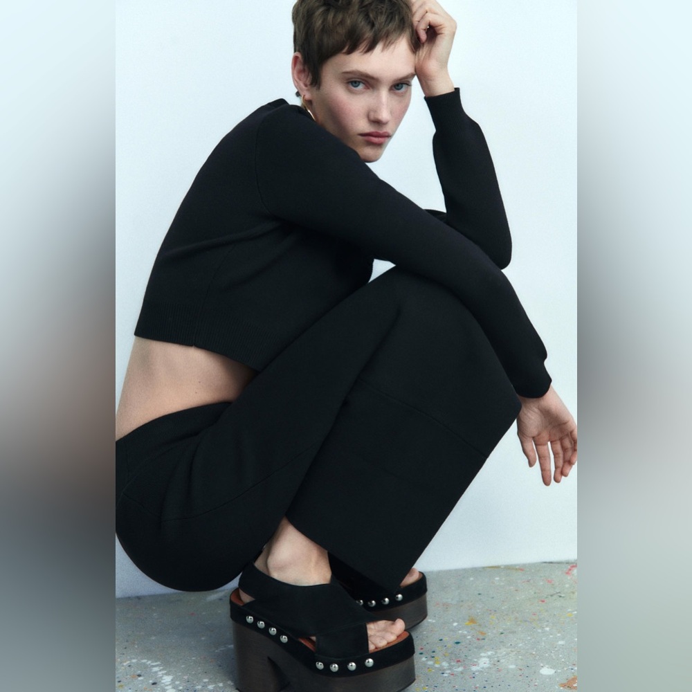 Zara Black Knitted Midi Skirt - Picture 5 of 10